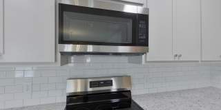 8118 Hendrick Dr Gallery 7