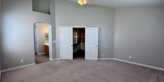 1720 Warrenville Street Gallery 9