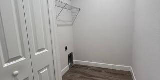 Newer Construction 3 Bedrooms 2 Baths! Gallery 17