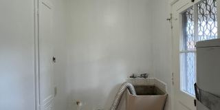 Panorama City 2+1 house w/garage + backyard! (8062 Lennox) Gallery 10