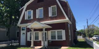 452-454 Thompson Ave Gallery 1