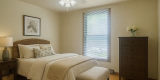 Middleton Lakeview Gallery 5