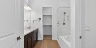 Move-In Ready | 3 Bed + Den | 3 Bath | Gated Community Gallery 10