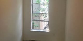 150 Henry St Gallery 4