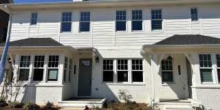 1122 WINDSOR SQUARE Gallery 1