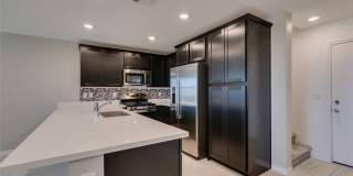 6184 Rathbone St Gallery 25