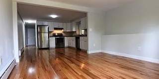 7 Loomis Street Gallery 1