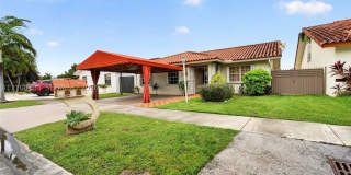 13889 SW 158th Ter Gallery 1