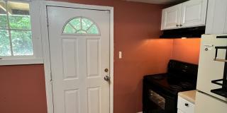 1115 State Street Gallery 63