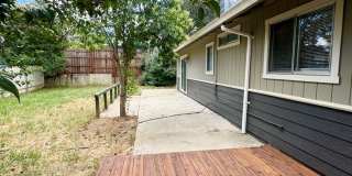 Private Renovated Home in Westside Redding Gallery 24