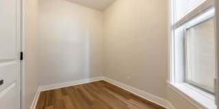 4241 South Calumet Ave. Gallery 7
