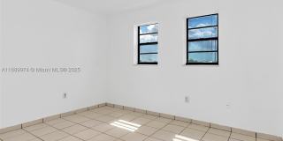 3945 SW 89th Ave Gallery 11
