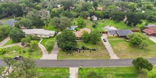 4 Bedroom with a Pool in Helotes! Gallery 59