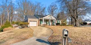 11904 N MARLTON Avenue Gallery 1
