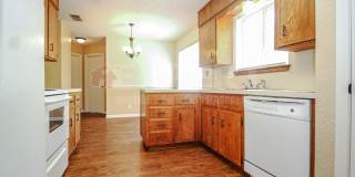 3BR/2BA Home Near Fort Hood with Fireplace and Large Backyard Gallery 9