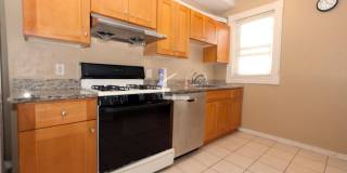 Charming 6 Bedroom-No Broker Fee Gallery 6