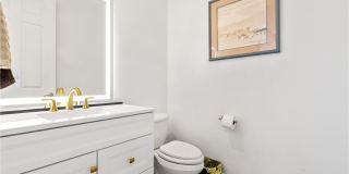 3101 SW 26th Place Gallery 37