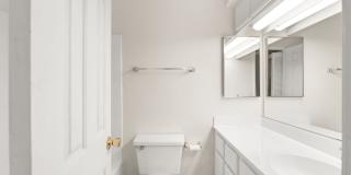 Studio Condo Gallery 11