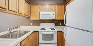Newly Remodeled 2 Bed, 2.5 Bath Rental Home in Cooper Mountain Beaverton! Gallery 6