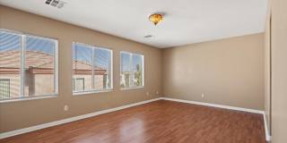 Spacious 3-Story Plus Loft Bedroom, New Floors, New paint, No Carpet Gallery 13