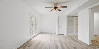 372 Circuit Lane Gallery 6