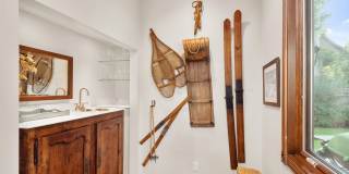 123 E Hallam Street Gallery 24