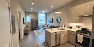 3757 N Sheffield Avenue Gallery 3
