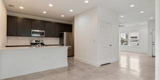 Beautiful 2 bedroom, 1.5 bathroom home in East Austin!!! Gallery 8