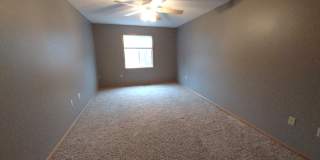 2 Bedroom 1.5 Bathroom End Unit Townhome in Hudson Gallery 15