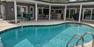 4 Bed + Den and 3 Bath 2,093 Sq Ft Pet-Friendly Gallery 1