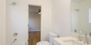 8607 GREEN Street Gallery 12