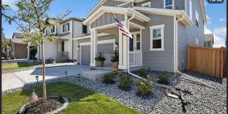 Spacious 4BR House in Aurora Gallery 1