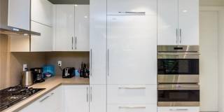 240 Shore Court Gallery 5