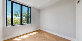 Spacious modern 2 bed in Newton available NOW! Gallery 5