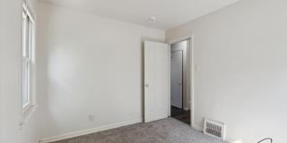 $1300 3 bedroom bungalow Gallery 20