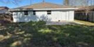 3 Bedroom, 1.5 Bath Home Gallery 3