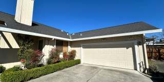2BD/2BA Duplex, Close to Downtown Sonoma! Gallery 1