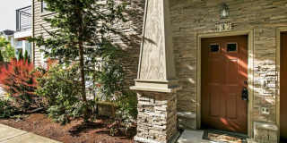 632 Northwest Roydon Terrace Gallery 1
