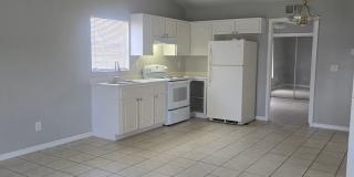 102 Drake St - 2 Bed, 1 Bath For Rent Gallery 1