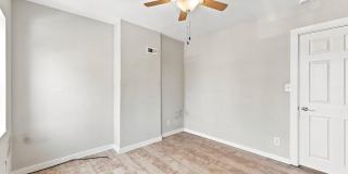 2307 N MASCHER STREET Gallery 16