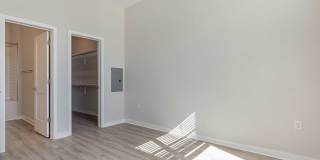 Middle Sound West Apartments Gallery 94