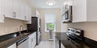 19 Green St. Gallery 1