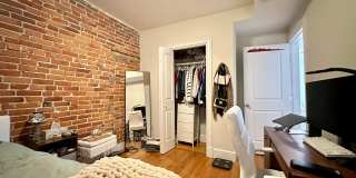 NIce 4 bed in Mission Hill Gallery 18