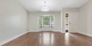 ** GOLDEN GATE CITY ** 3 BED + DEN / 2 BATH - FENCED YARD - NO HOA! - ANNUAL RENTAL Gallery 4