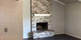 Beautiful 3 bedroom 2 bath home Gallery 9