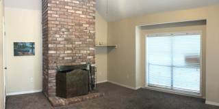 2 Bedroom Located off Brightside in Sharlo on LSU Bus Route! Great fenced yard with Patio 2 Bedroom Located off Brightside in Sharlo on LSU Bus Route! Great fenced yard with Patio Gallery 4