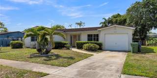 6924 NW 8th Ct Gallery 1