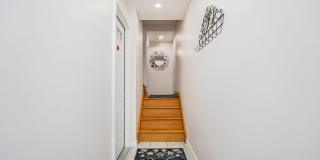 39 Simmons Loop Gallery 21