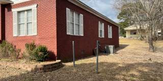 704 E North St., Benton AR 72015 - nice and cozy 3br 2ba w/bonus room Gallery 19