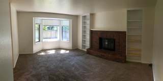 4271 Pennfield | Unique 2k Sq. Ft. Home on Corner Lot, Skylights, Vaulted Ceilings, Giant Backyard! Gallery 10
